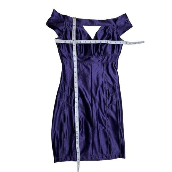 Guess‎ Stretch Satin Off the Shoulder Keyhole Dress XS - Picture 4 of 9